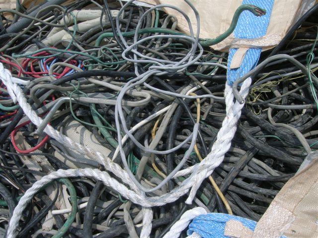 罗湖废电线电缆回收找深圳市南方废品回收公司顾客至上