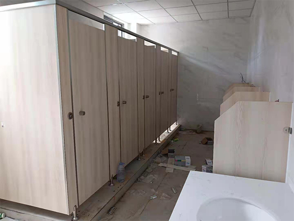長樂大東湖公共廁所隔斷