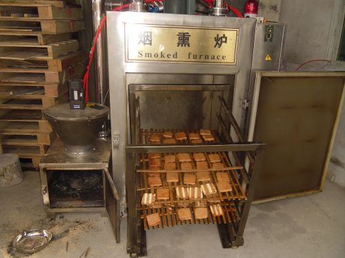 烟熏炉 烟熏炉