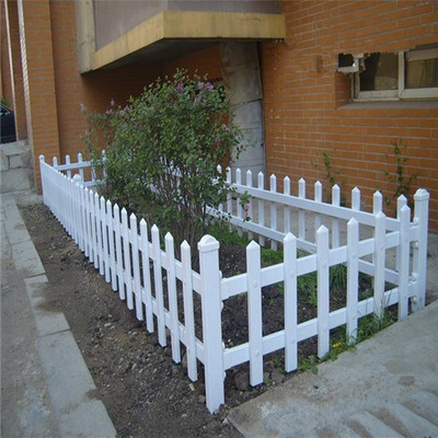 讲解一下为什么使用草坪护栏作为花坛护栏