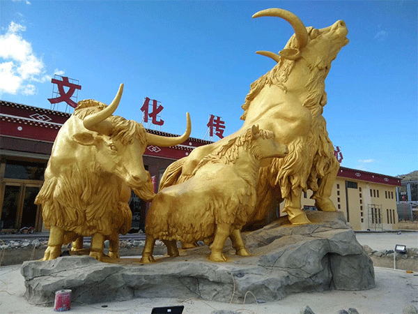 云南玻璃鋼雕塑制品