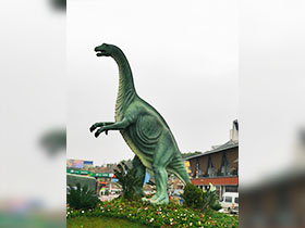 恐龍雕塑
