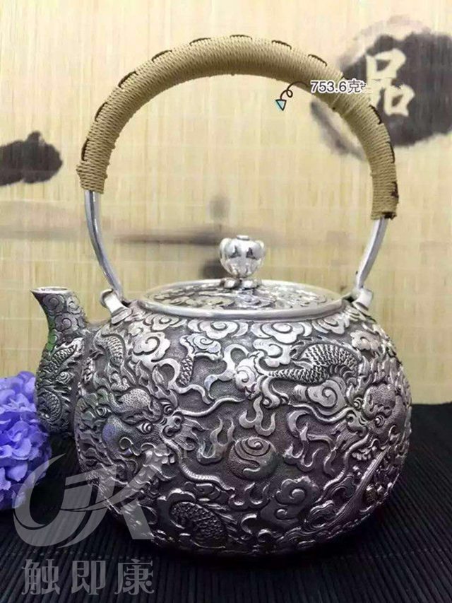 云南銀壺-純手工一體銀燒水壺圖片展示