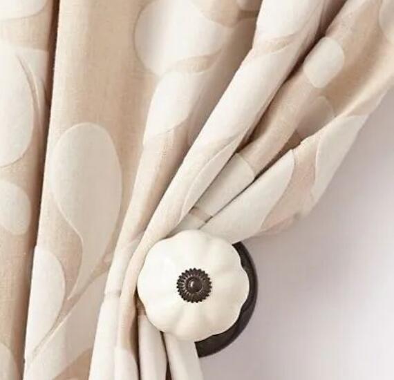 昆明窗帘批发店文艺范的棉质窗帘如何打理？