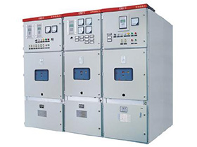 变压器采用的设计可以变换交流电压电流和阻抗之间的关系