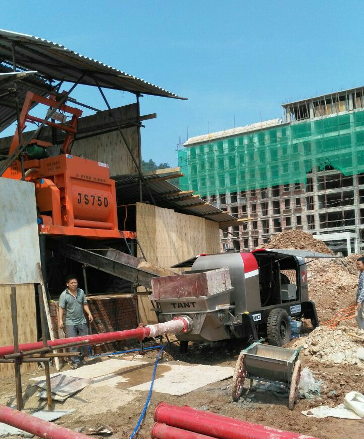 云南昆明搅拌站主要用于混凝土工程是现代建筑行业不可缺少的机械