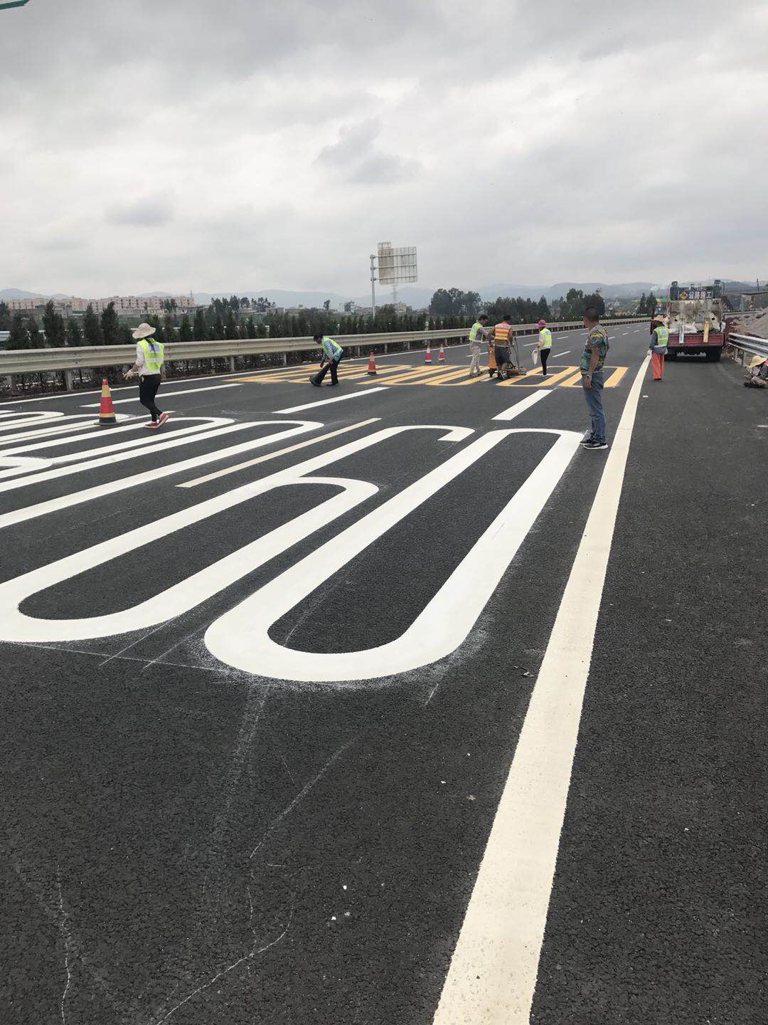 昆明道路划线公司