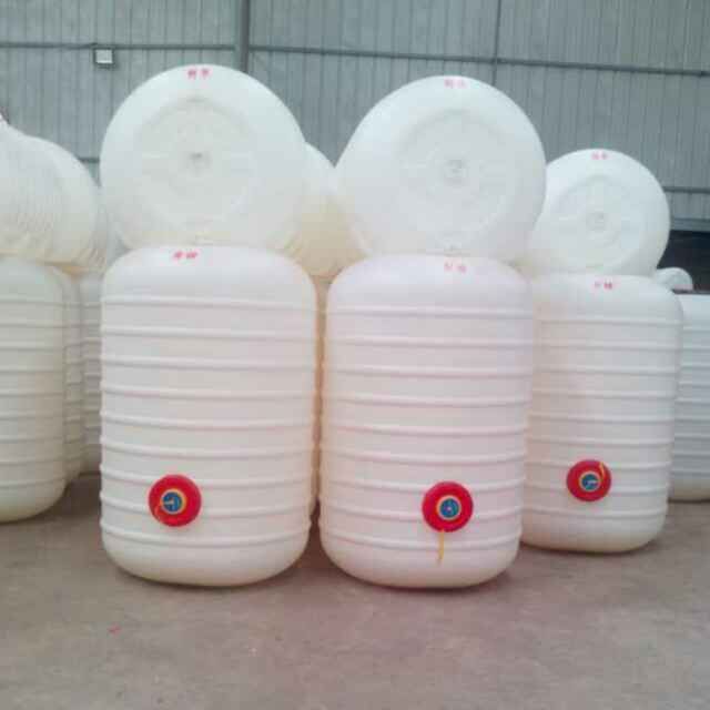 云南塑料罐生产厂家水塔配送的安全性