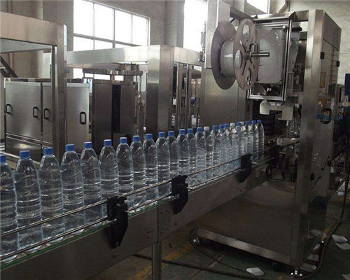 纯净水设备有异味的原因--山东矿泉水设备生产厂家