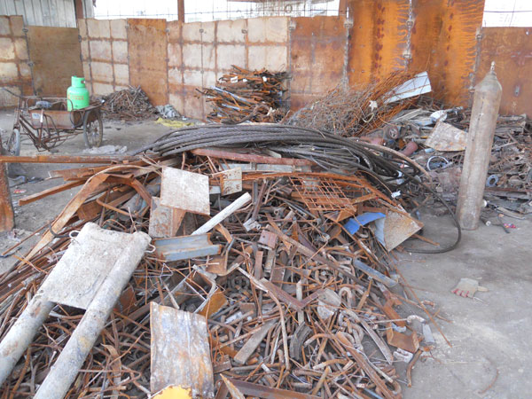 昆山废铁回收专家讲解带有金属的废品垃圾不可焚烧