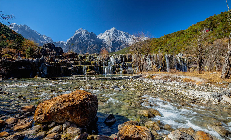 玉龙雪山景点介绍,玉龙雪山景点图片_云南滇吉会议