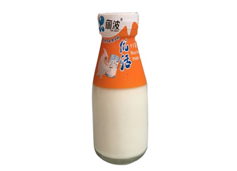 牛奶含有人体生长发育及代谢所必须的营养成分