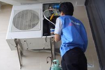 西安空调拆装时对于室内机的拆装应该注意什么
