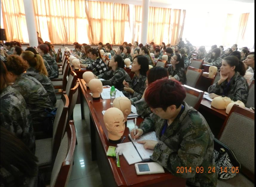 北京军地医疗美容研修班头发移植术手术方法植发条件原理
