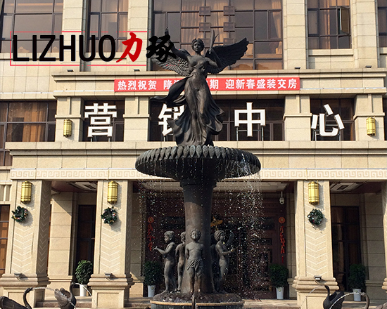 貴州凱里榮源公館人物鑄(zhu)銅雕塑