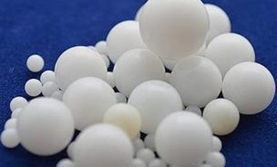 POM塑料球专业生产厂家展现出滑轨专用POM塑料球可爱一面
