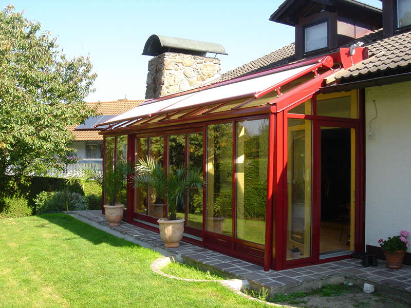 洛阳欣瑞隆门窗对于钢结构阳光房表面处理工艺的特点分析