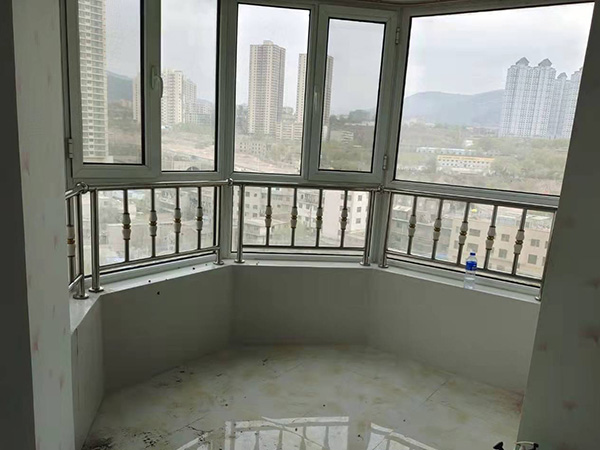 不銹鋼欄桿安裝