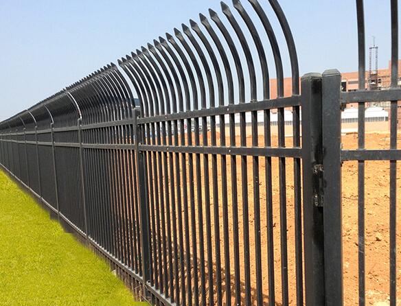 室外铁艺栏杆在安装时应该注意哪些事项
