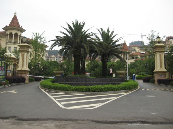 懷化紫園別墅空氣能熱水器案例