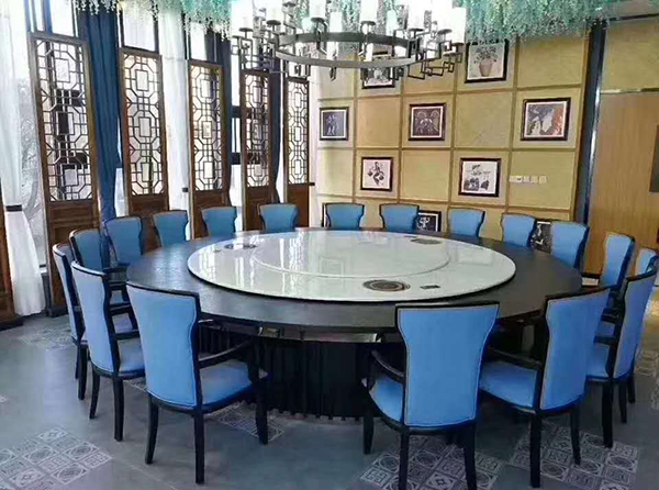 鋼木餐桌椅