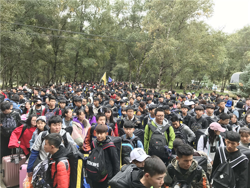 兰州美术培训学校北山写生批发 兰州美术培训学校北山写生供应 兰州美术培训学校北山写生 甘肃兰州培蕾美术高考培训学校