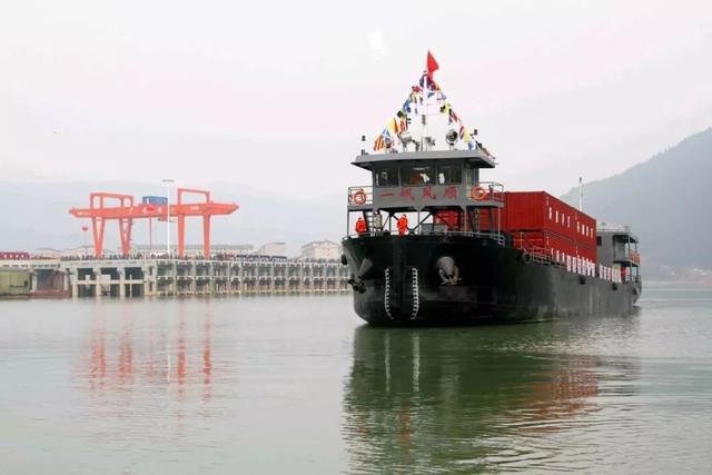 甘肃天耀土工膜厂家分享嘉陵江实现全江通航 千吨级船队可从广元直达上海