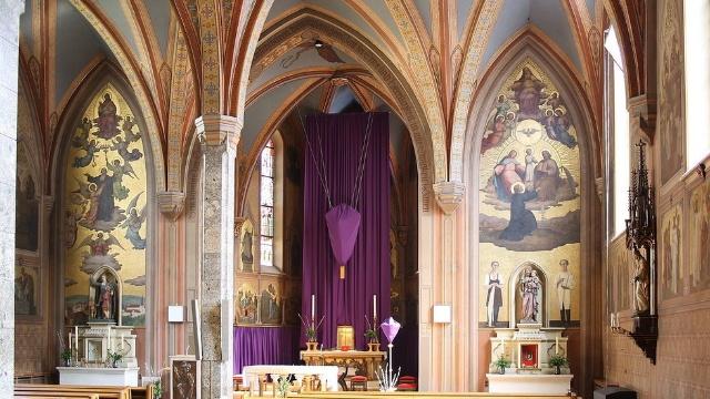 福州防辐射铅玻璃解析维也纳修道院遭抢 抢劫背后的确切动机“尚不清楚”