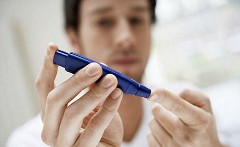 西安专业糖尿病医院专家告诉你：糖尿病足会截肢吗？
