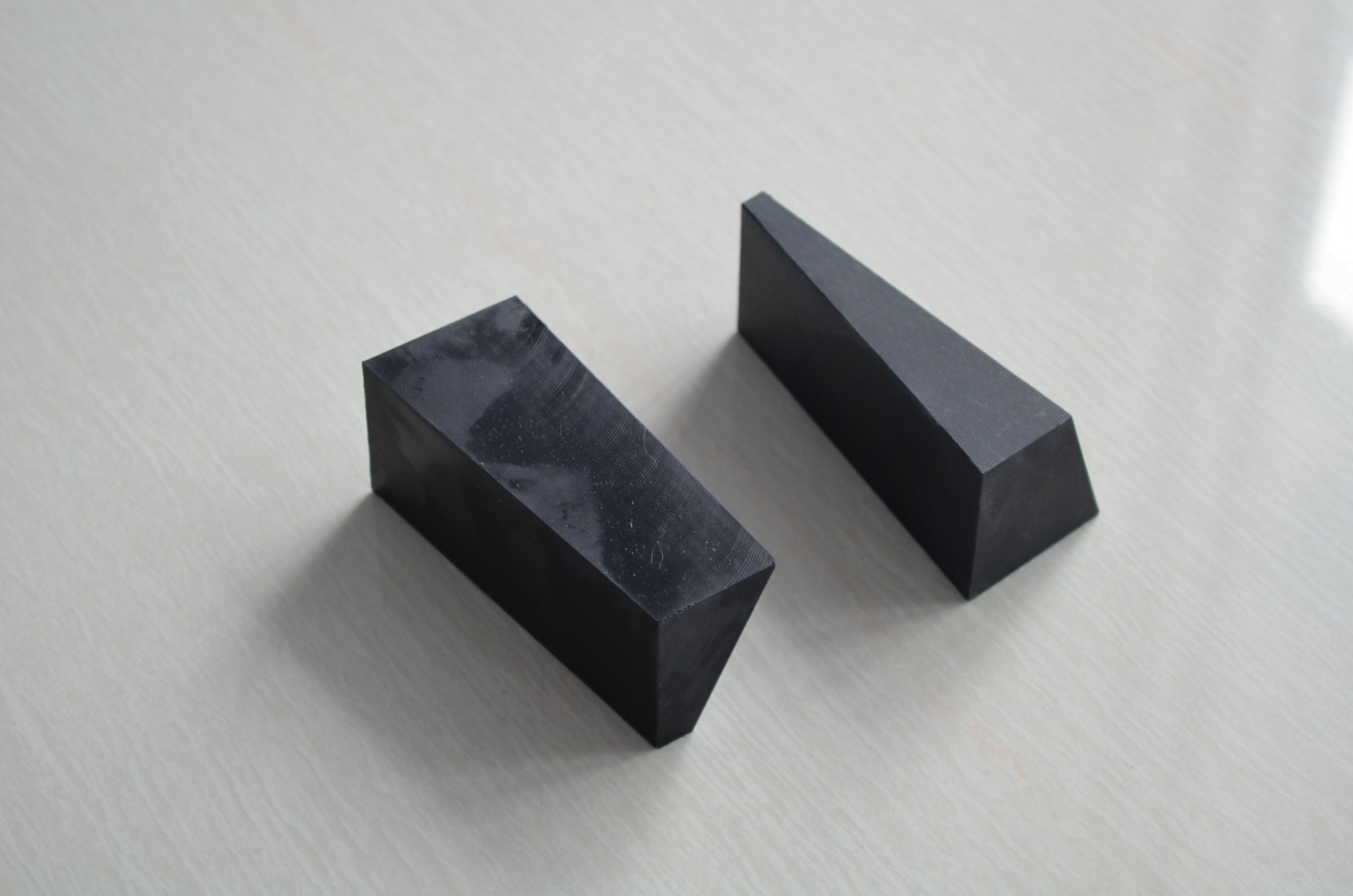 黑色PA66尼龙耐磨垫块，易成型，河北冀龙橡塑制品有限公司
