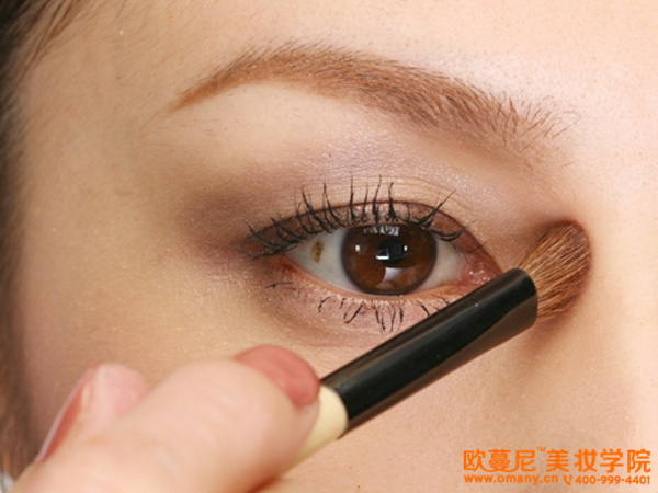 桂城石塱最好的美容化妆学校有哪些 有推荐就业的吗
