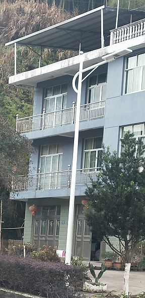 浦城县新农村安装光能路灯