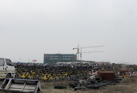 十堰市最优质的真皮革皮具进出口商探访南京共享单车死城