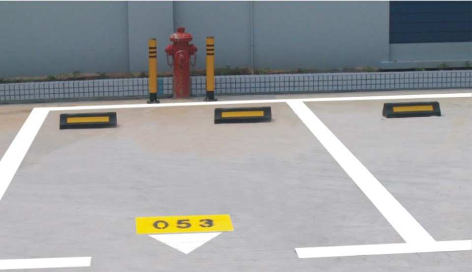 深圳龙岗停车场划线就找专业的施工团队-平方交通!－停车场车位划线