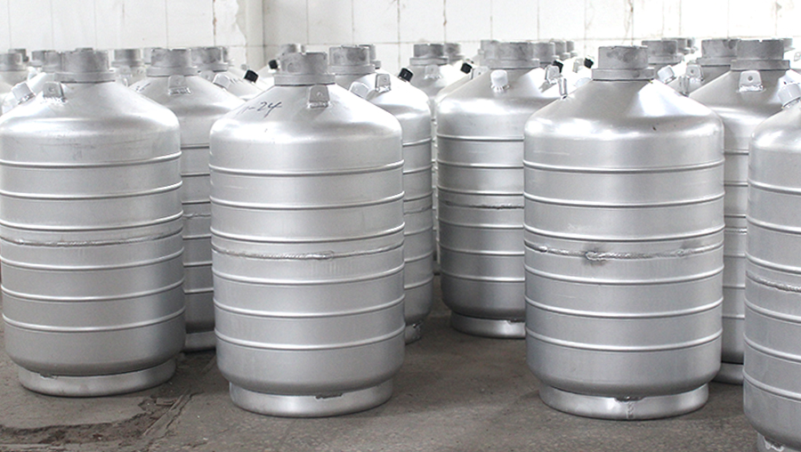 液氮罐一般可分为贮存罐运输罐两种