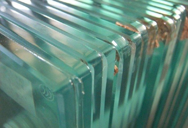 江苏防火玻璃厂家谈怎样改变平板玻璃的几何形状