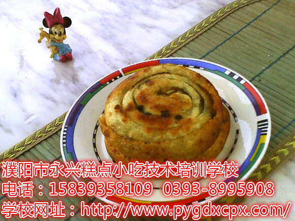 濮阳专业烧饼技术培训学校为您讲述椒盐葱油饼的制作方法