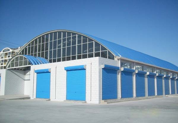 新疆彩钢钢构组装新疆彩钢房顶承接新疆彩钢车间棒棒哒