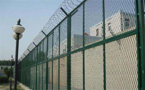 呼和浩特市  机场护栏的使用说明