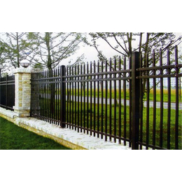 铝艺栏杆与铁艺栏杆之间的区别