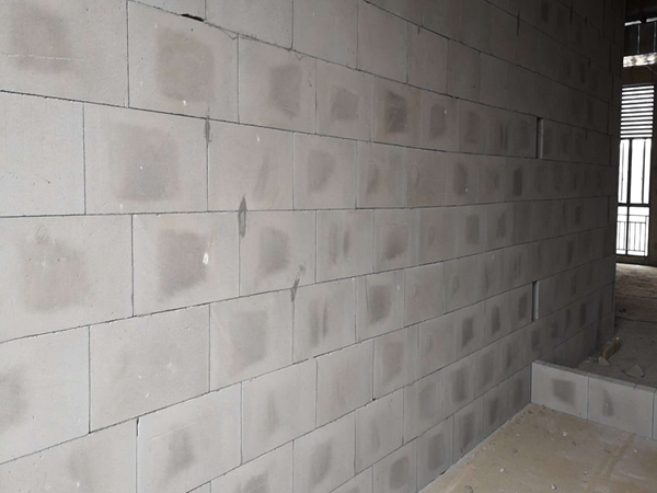 巧妙运用轻质隔墙做隔断的方法