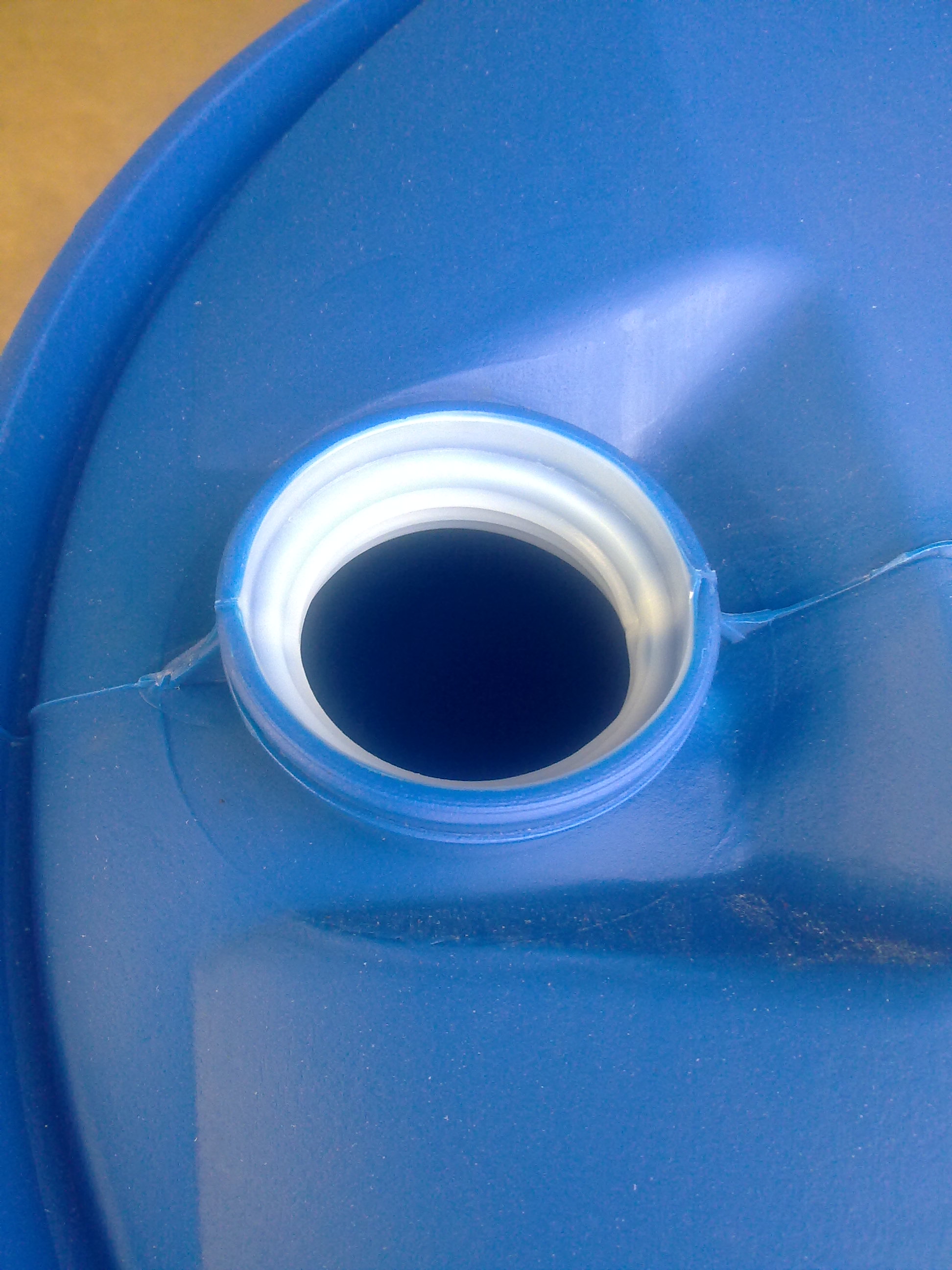 山东200升塑料桶，双层复合型塑料桶，内白外蓝塑料桶庆云同鑫塑业主打产品