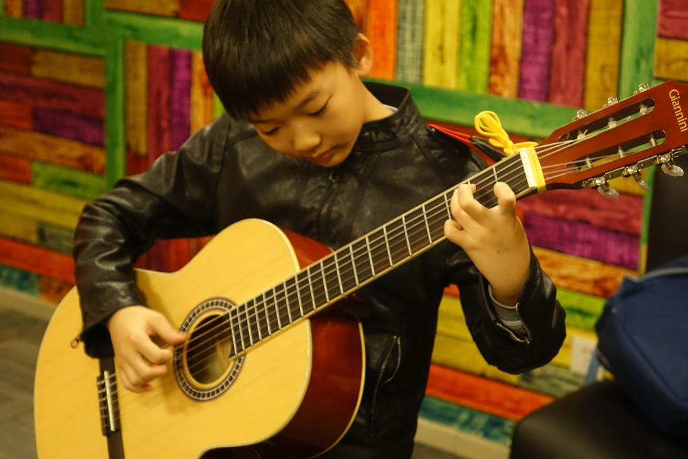 东城区吉他培训吉他的二十四种指法组合练习