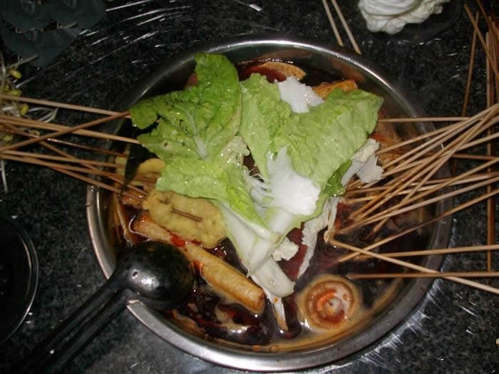 河南特色小吃车加盟学校教你怎样做串串香最好吃
