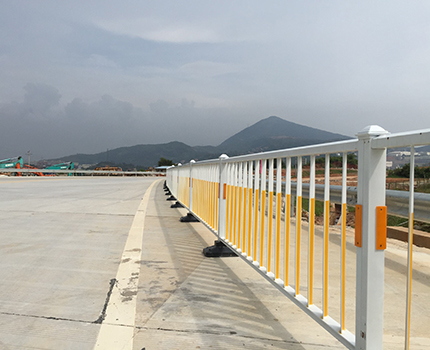 高速公路护栏厂家,贵州高速公路护栏厂家