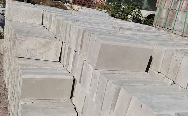 分享一下仿石PC磚與仿石透水磚的區別是什么？
