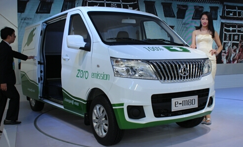 长安-睿行M80单双燃料面包车全国城市物流最佳推荐品牌