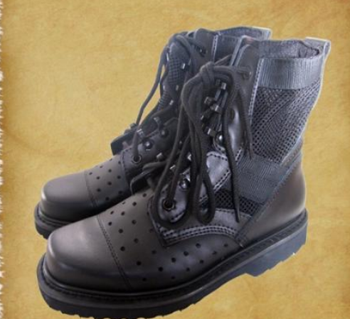 劳保鞋是一种对足部有安全防护作用的鞋，劳保鞋的分类有很多