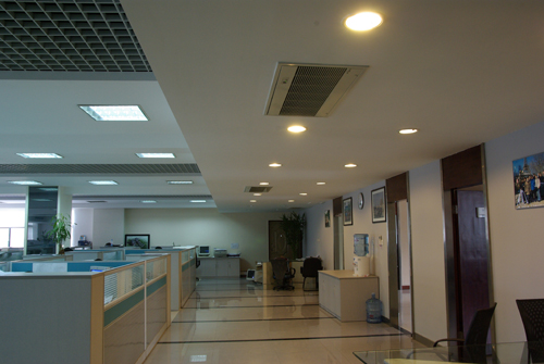 就连陕西西安中联西北设计研究院办公大楼都在2011年开始使用美的中央空调了