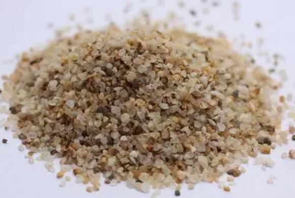 对石英砂进行定期清洗有什么好处？